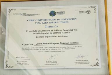 AUTO4
